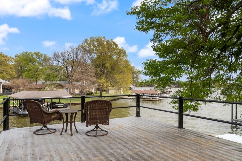 Photo of Patio Balcony in Gun Barrel City