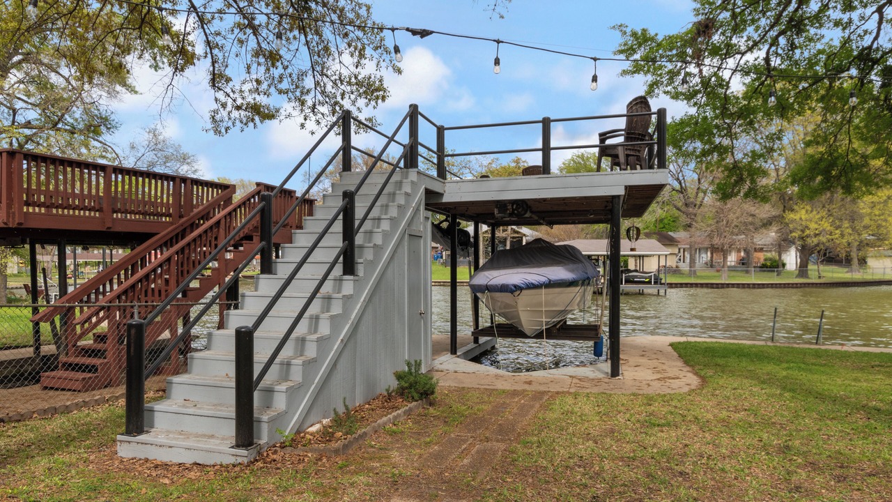 Photo of Outdoor in Gun Barrel City