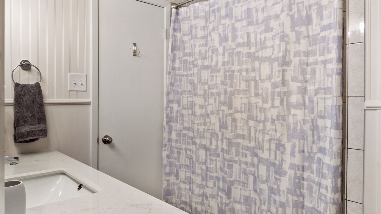 Photo of Bathroom in Gun Barrel City
