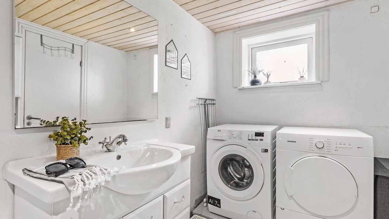 Photo of Bathroom in Logstor