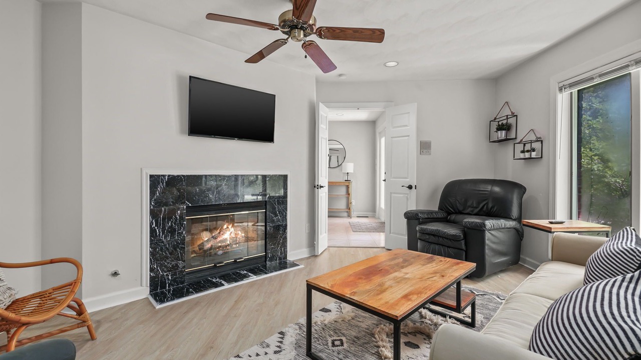 Photo of Livingroom in Cape Charles