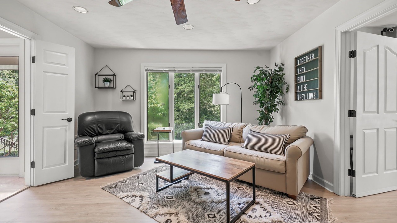 Photo of Livingroom in Cape Charles