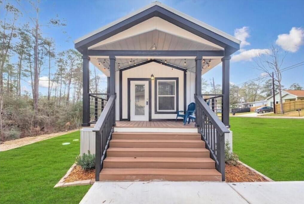Photo of Outdoor in Montgomery