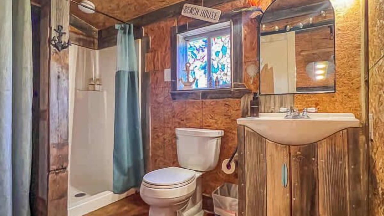 Photo of Bathroom in Medicine Park
