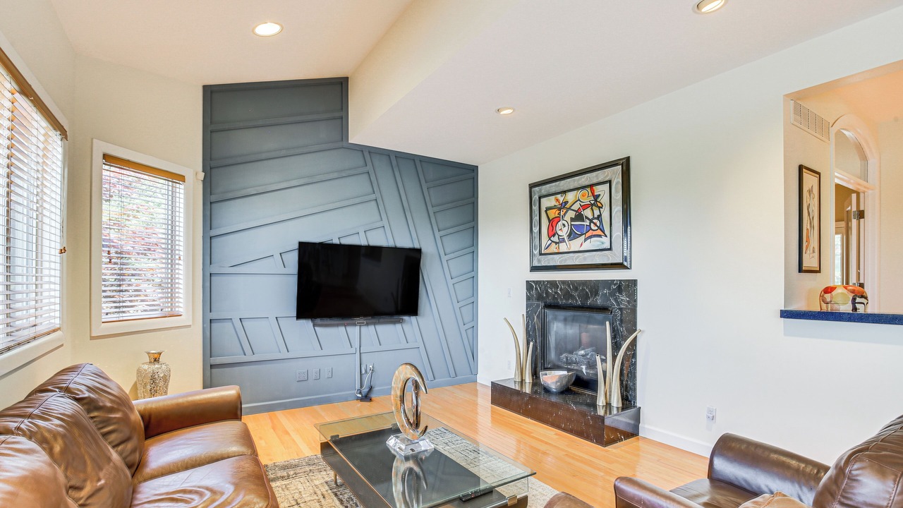Photo of Livingroom in Glencoe
