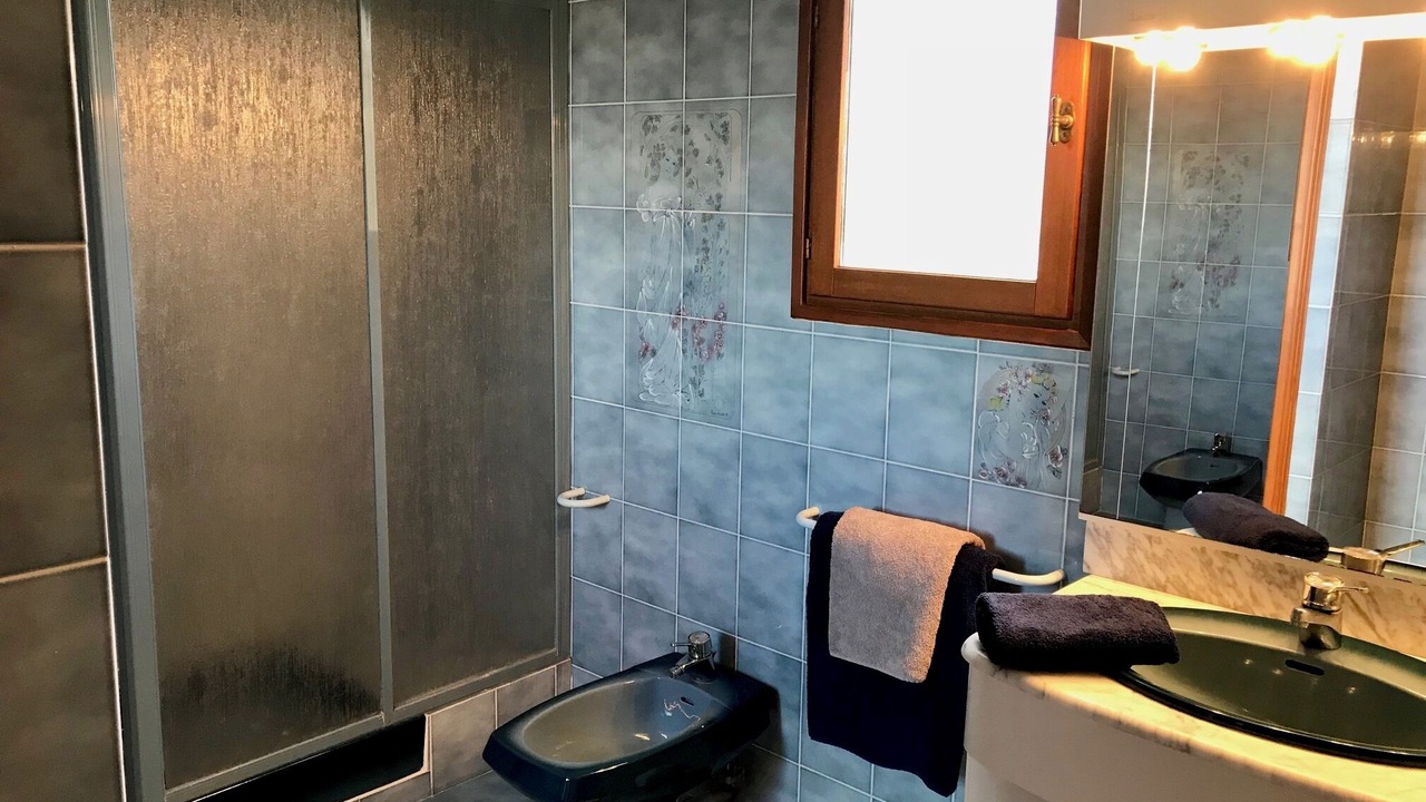 Photo of Bathroom in Laroque-des-Alberes