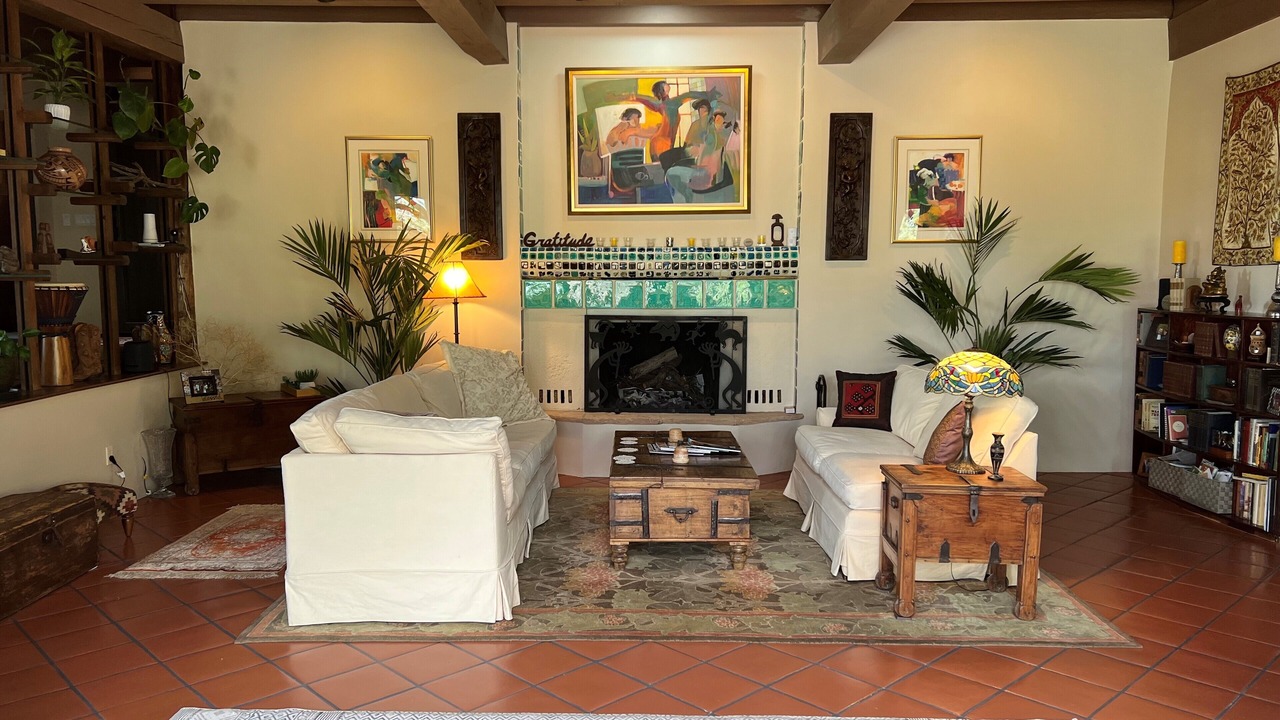 Photo of Livingroom in Canoncito