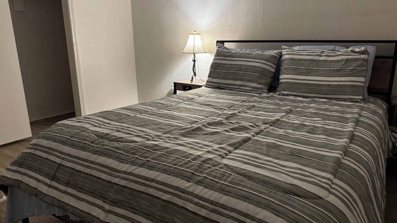 Photo of Bedroom in Hardy