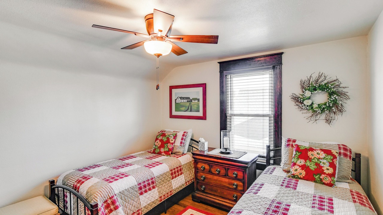 Photo of Others in Winterset