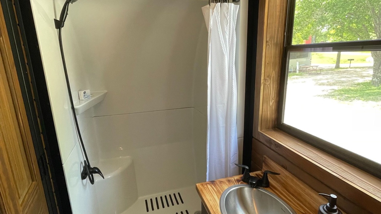 Photo of Bathroom in Branson