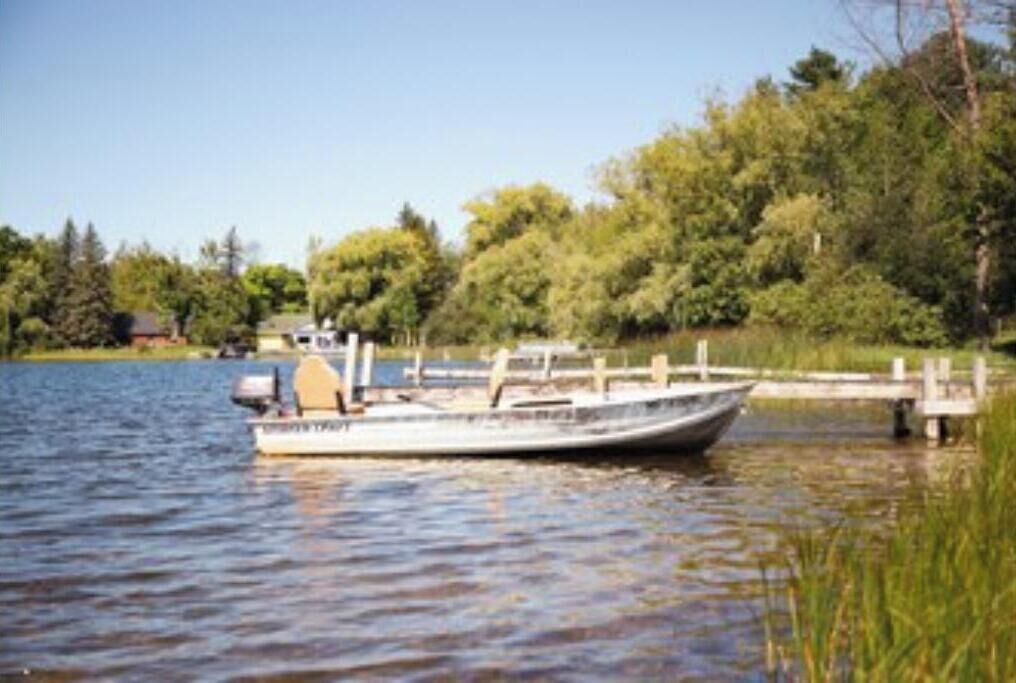 Photo of Others in Central Lake