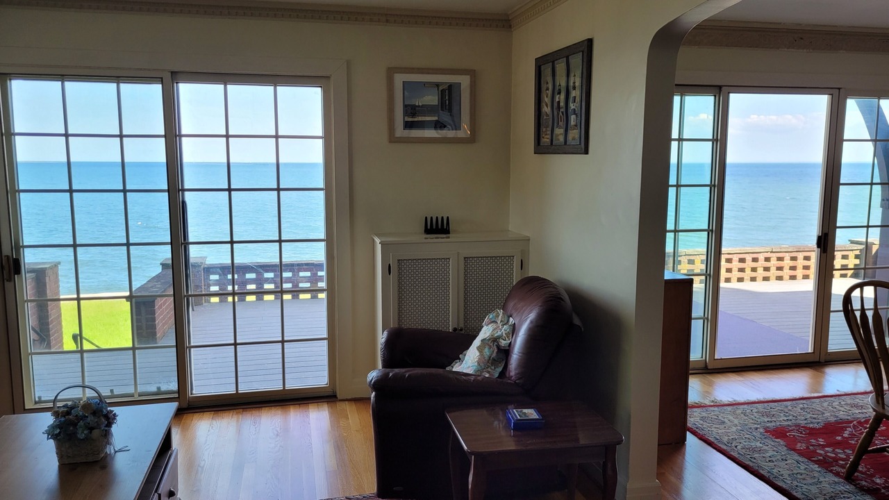 Photo of Livingroom in West Haven