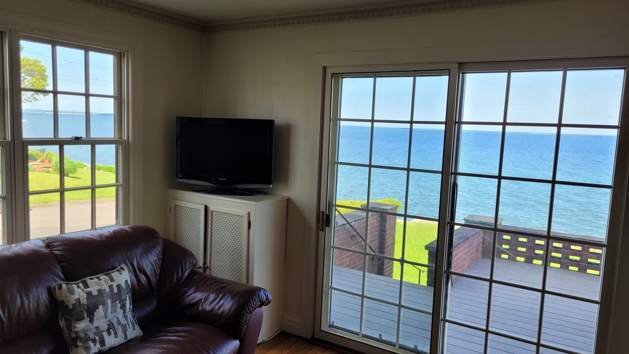 Photo of Livingroom in West Haven