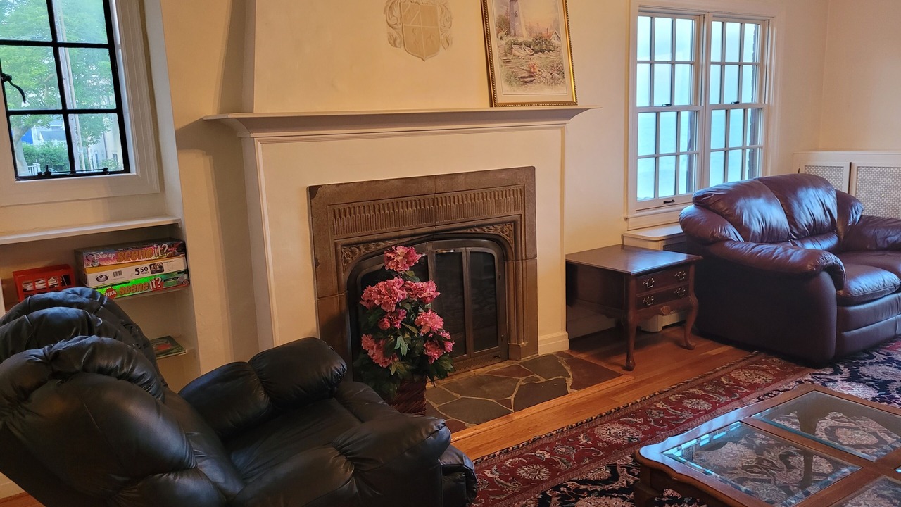 Photo of Livingroom in West Haven