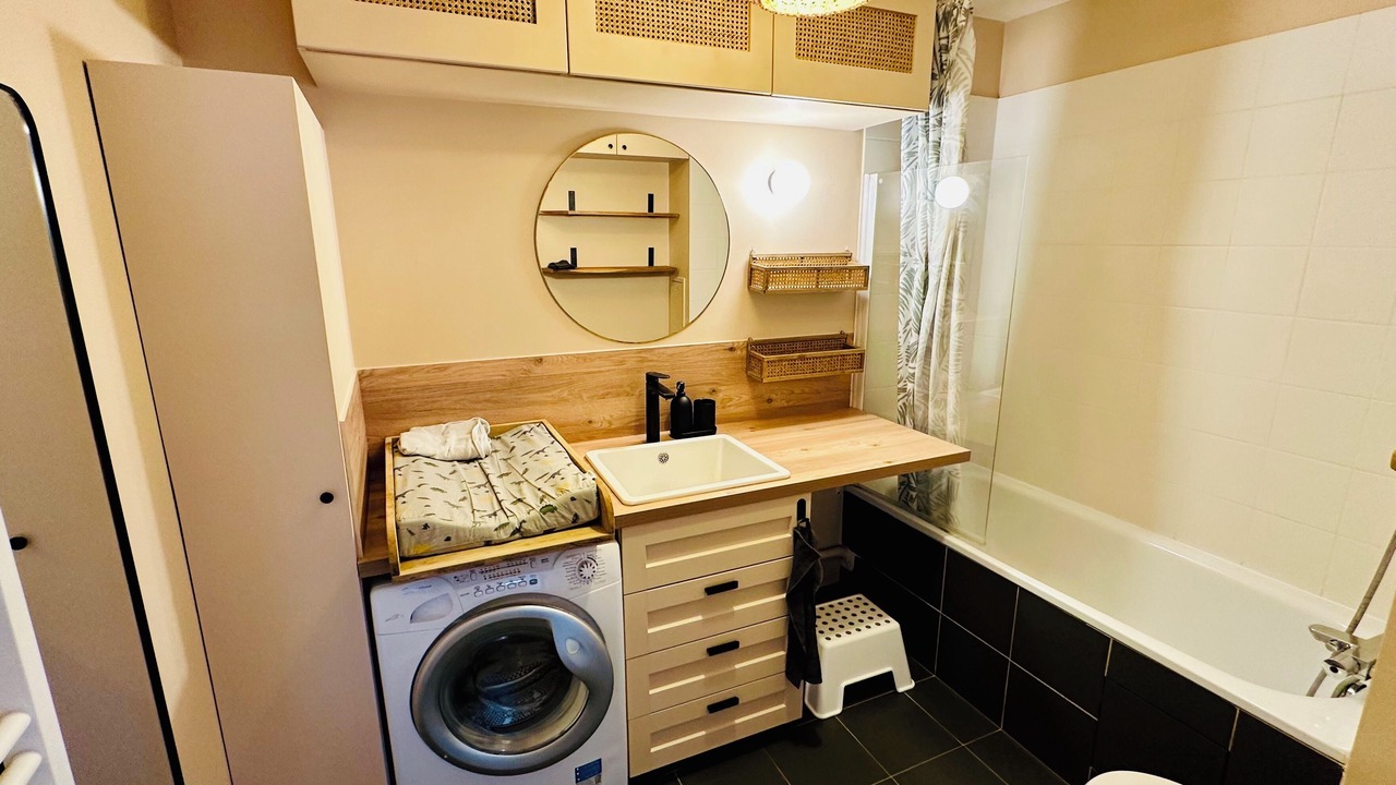 Photo of Bathroom in Zone d'amenagement concerte des Docks