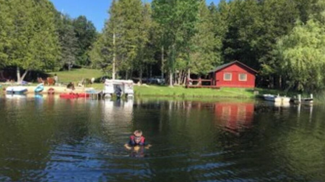 Photo of Others in Central Lake
