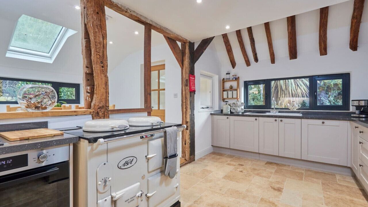 Photo of Kitchen in Waterlooville