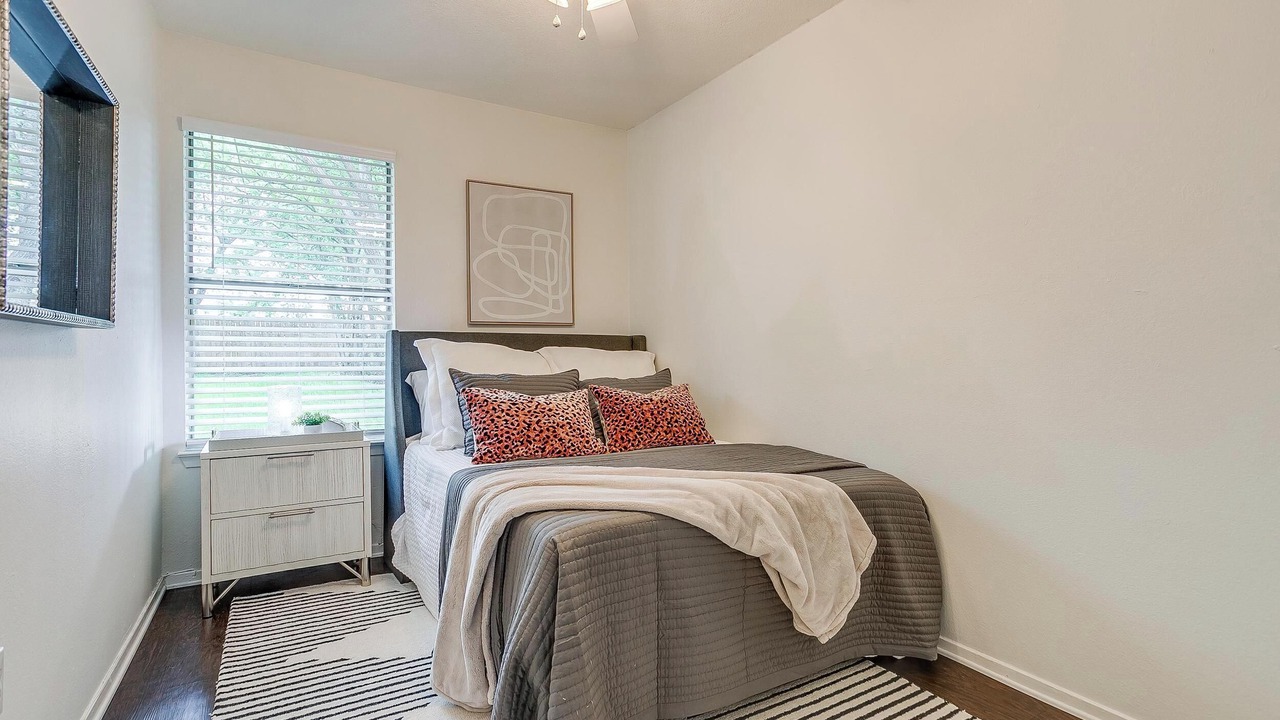 Photo of Bedroom in Fairmount