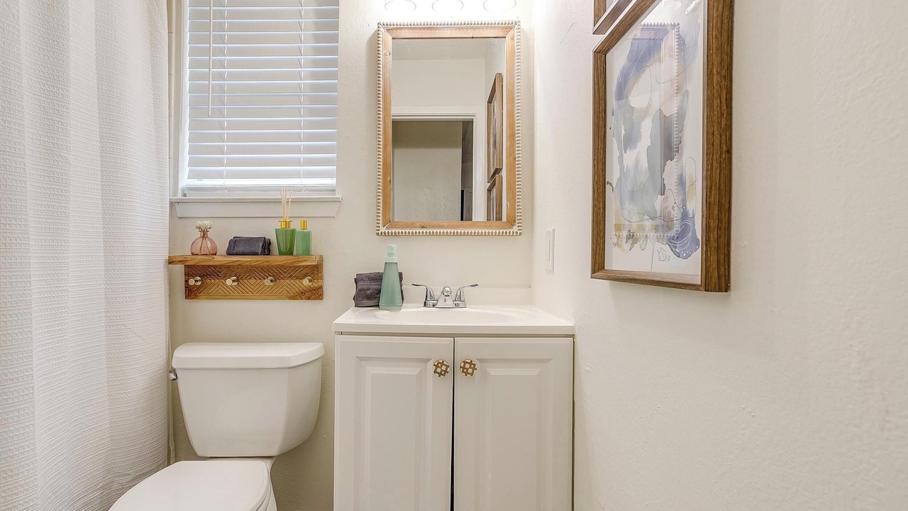 Photo of Bathroom in Fairmount