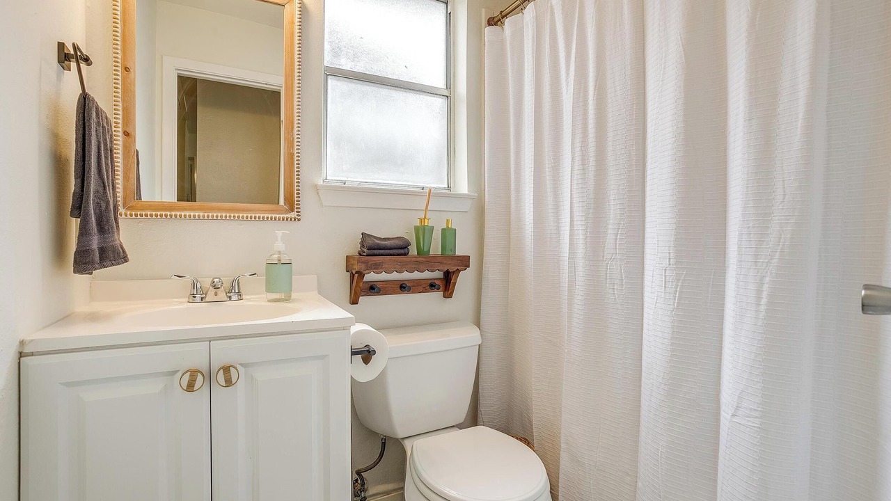 Photo of Bathroom in Fairmount