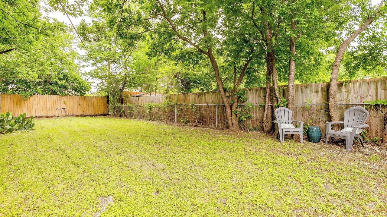 Photo of Outdoor in Fairmount