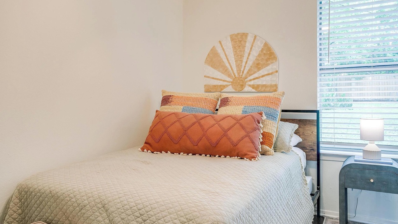 Photo of Bedroom in Fairmount