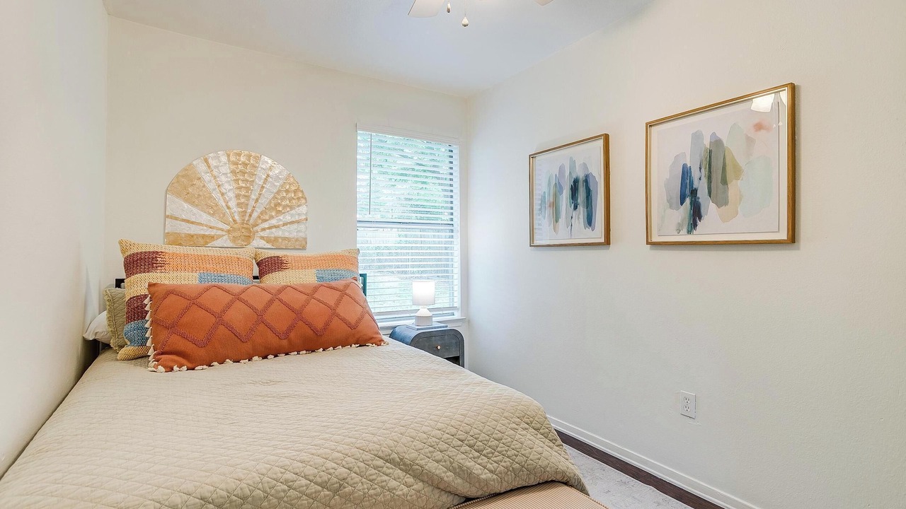 Photo of Bedroom in Fairmount