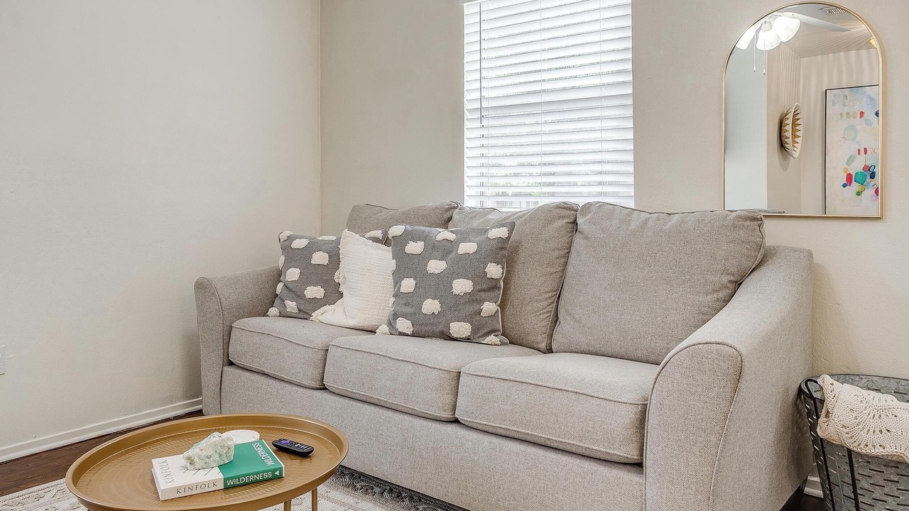 Photo of Livingroom in Fairmount