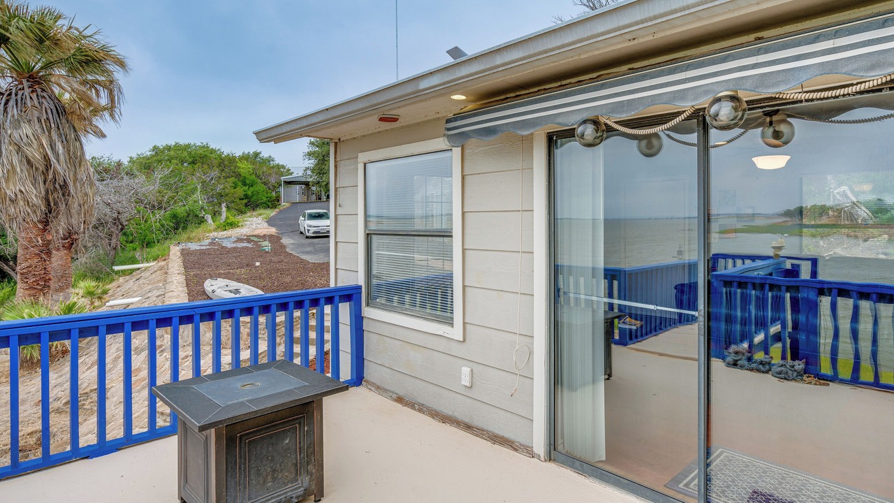 Photo of Patio Balcony in Burnet