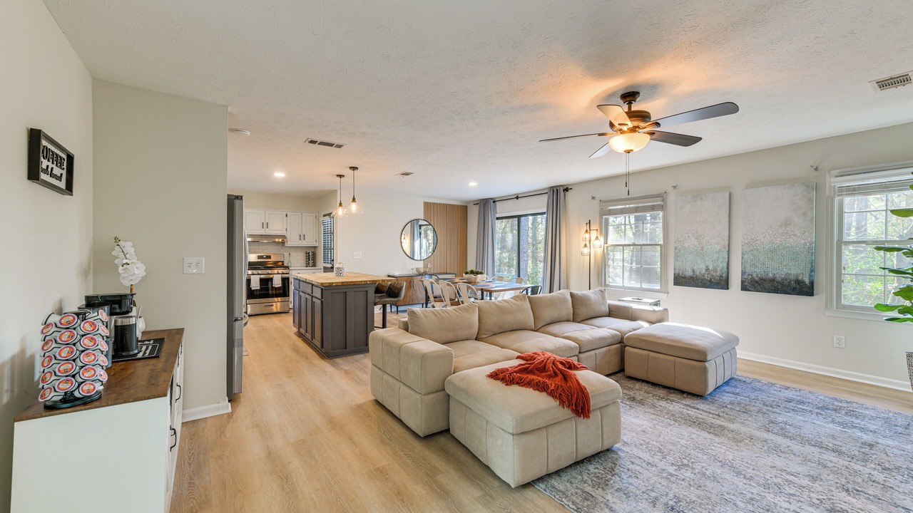 Photo of Livingroom in Fortson