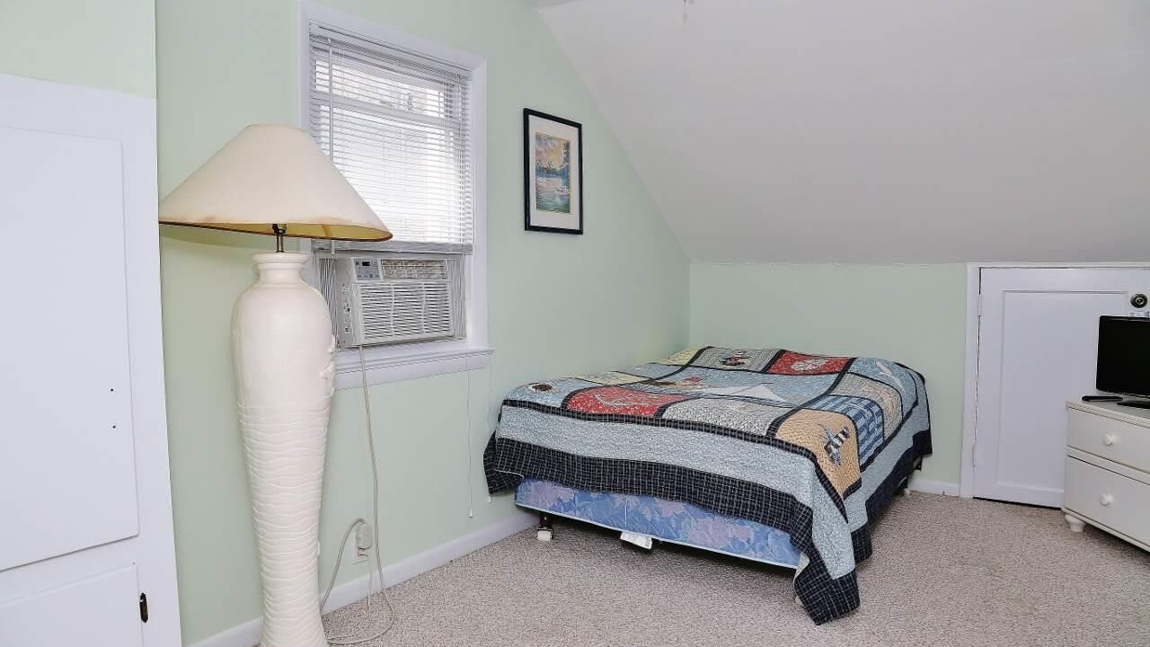 Photo of Bedroom in Leeds Point