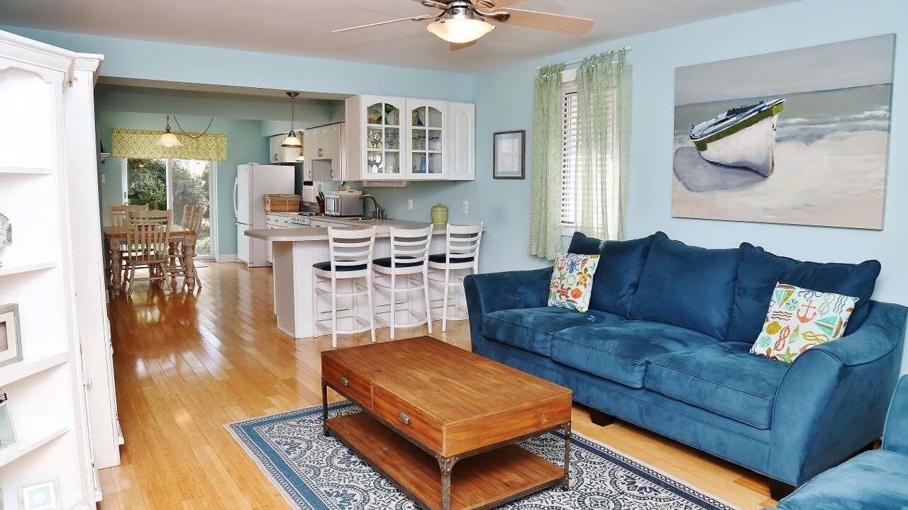 Photo of Livingroom in Leeds Point