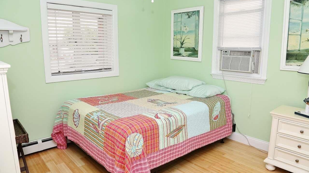 Photo of Bedroom in Leeds Point