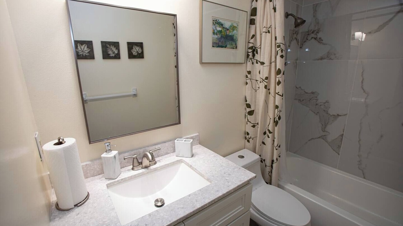 Photo of Bathroom in Riverside Heights
