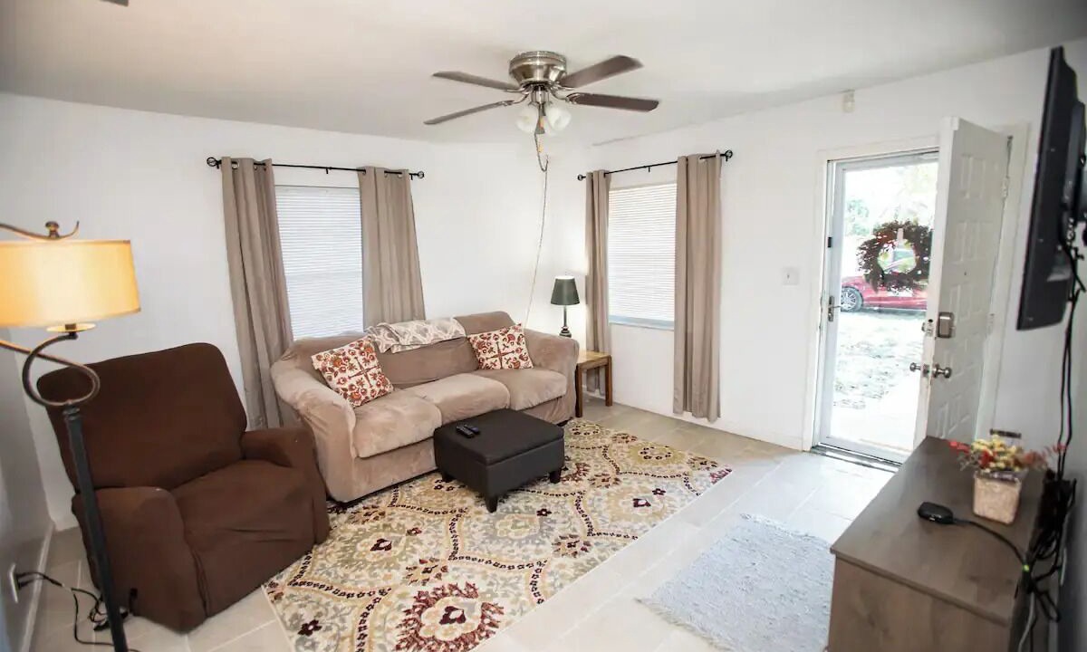 Photo of Livingroom in Riverside Heights