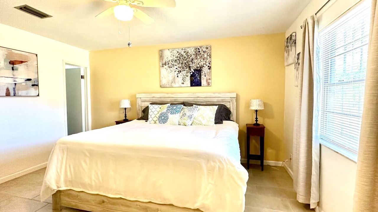 Photo of Bedroom in Riverside Heights