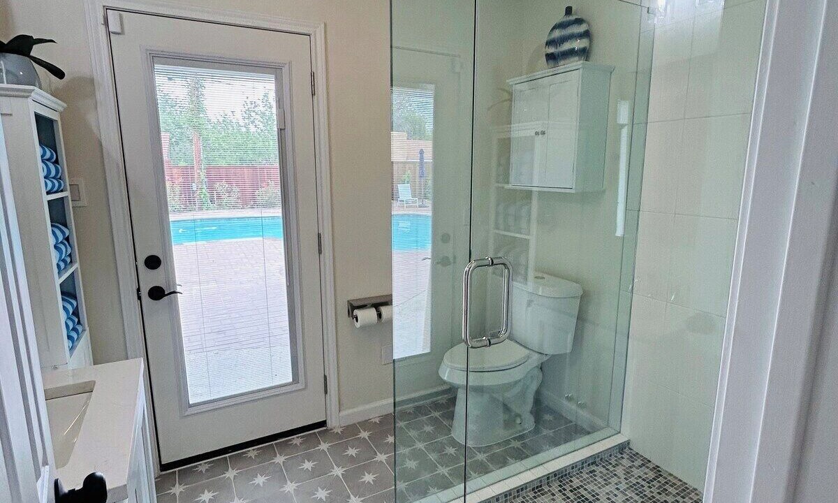 Photo of Bathroom in Lakewood Village