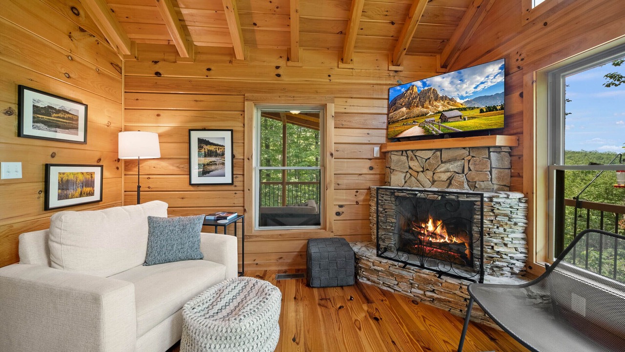 Photo of Livingroom in Beech Mountain