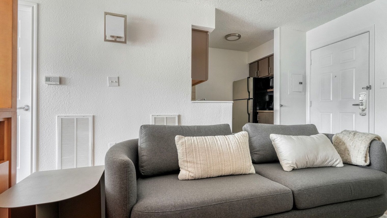 Photo of Livingroom in Gateway