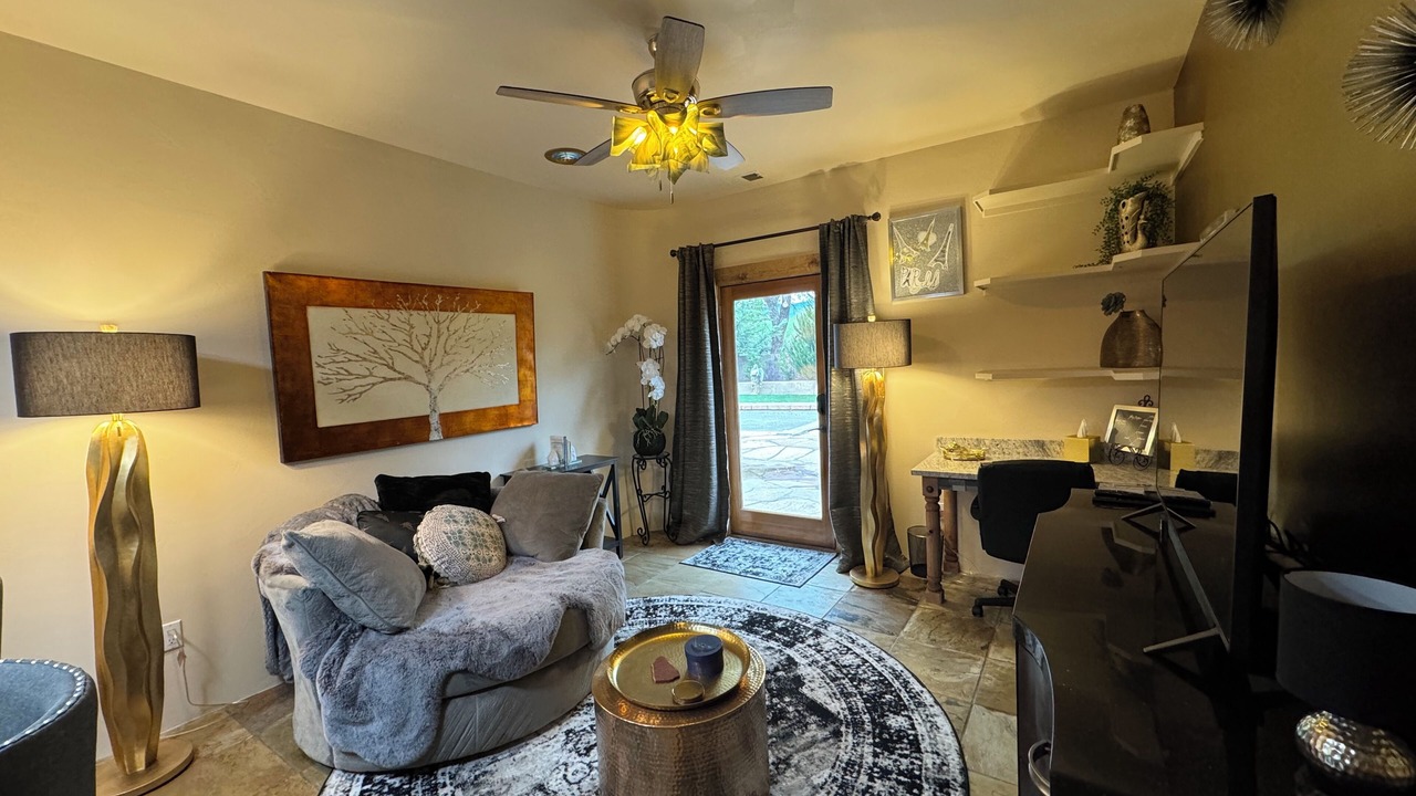 Photo of Livingroom in Albuquerque