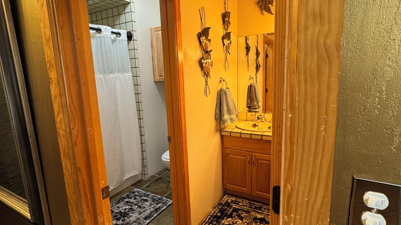 Photo of Bathroom in Albuquerque