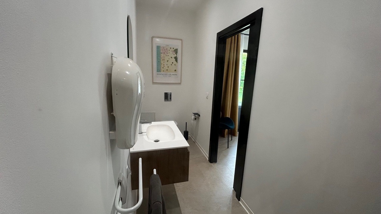 Photo of Bathroom in Gaillan-en-Medoc