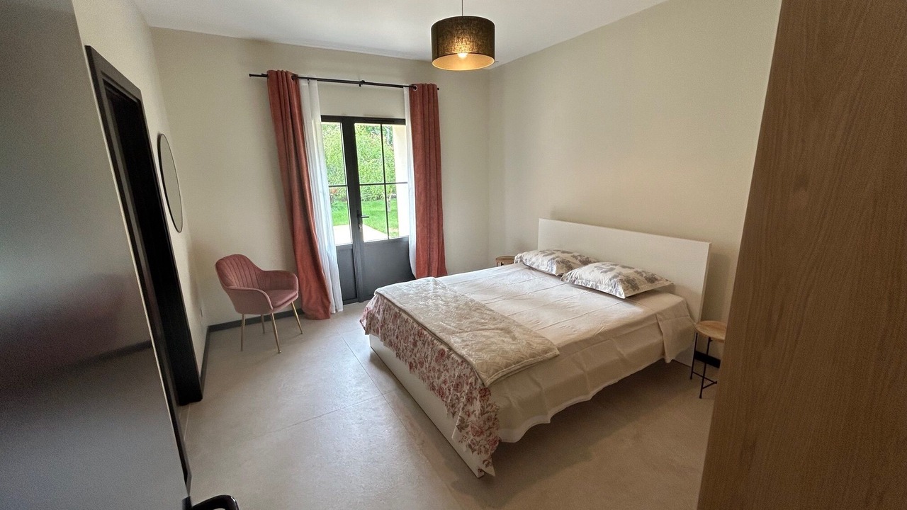 Photo of Bedroom in Gaillan-en-Medoc