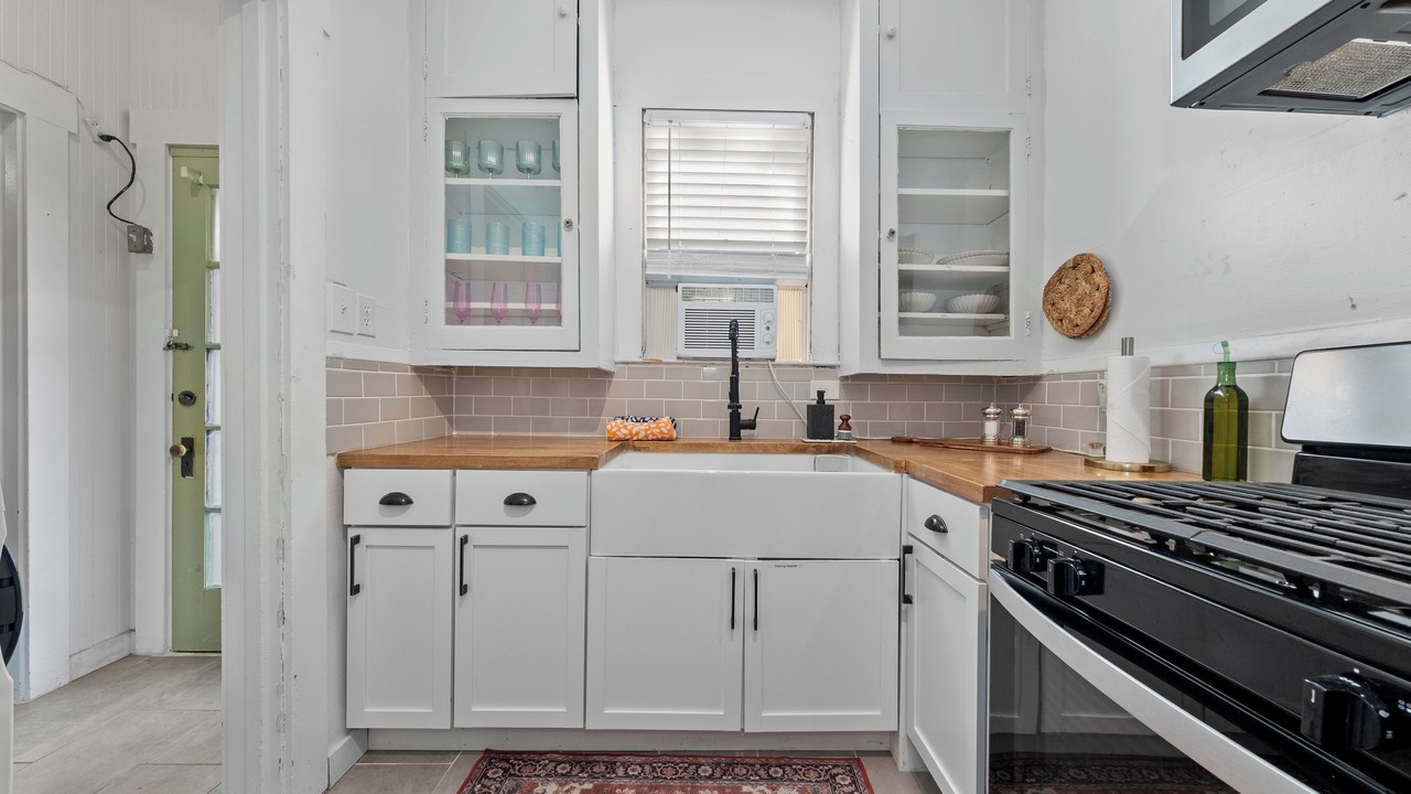 Photo of Kitchen in Midtown