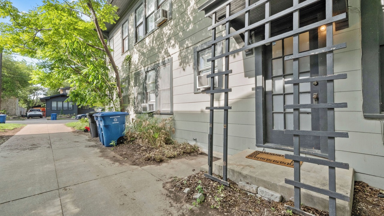 Photo of Outdoor in Midtown