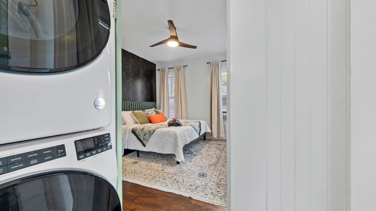 Photo of Bedroom in Midtown