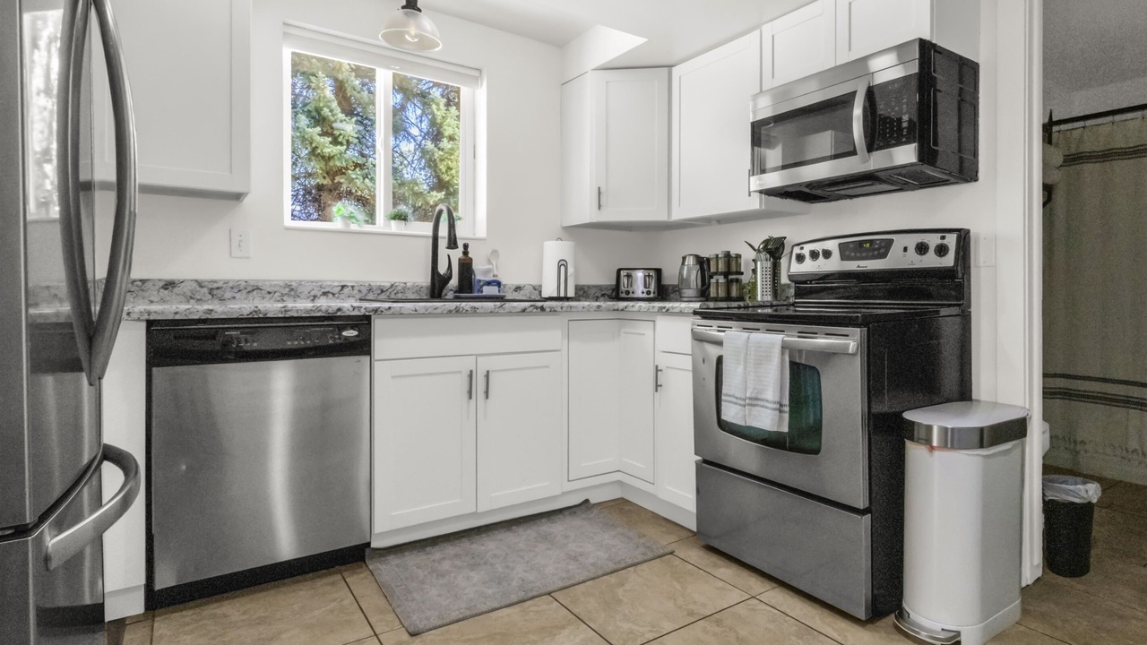 Photo of Others in Logan