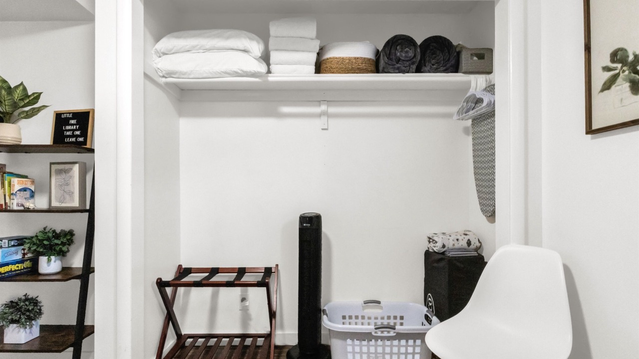 Photo of Others in Logan