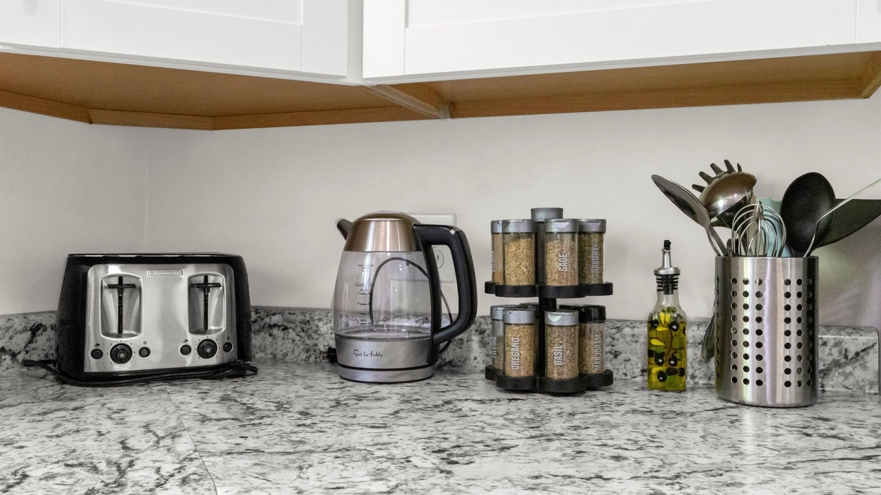 Photo of Others in Logan