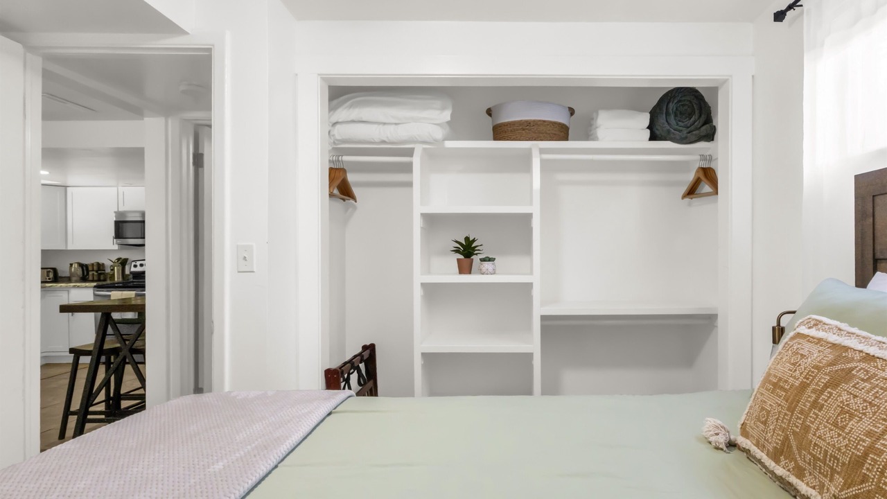 Photo of Others in Logan